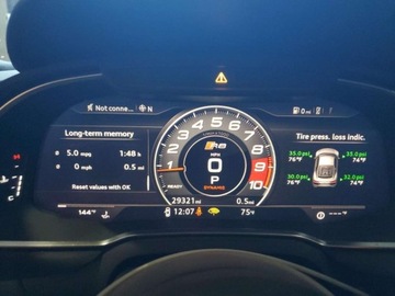 Audi R8 II Coupe 5.2 V10 540KM 2017 Audi R8 Coupe 5.2 Quattro 2017 5.2l 5.2 Benzyna 540KM, zdjęcie 9