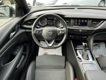 Opel Insignia II Sports Tourer Facelifting 2.0 Diesel 174KM 2021 Opel Insignia Salon Pl / Bezwypadkowy / Automat, zdjęcie 10