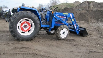 Тракторный фронтальный погрузчик Iseki TA357F