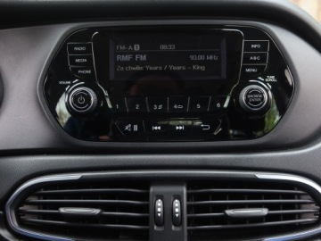 Fiat Tipo II Sedan Facelifting 1.0 T3 Turbo 100KM 2020 Fiat Tipo 1.0 FireFly, Salon Polska, zdjęcie 11