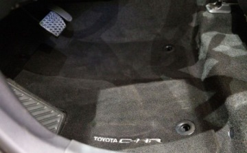 Toyota C-HR II SUV 1.8 Hybrid 140KM 2025 Toyota C-HR 1.8 Hybrid Executive 1.8 Hybryda 140KM, zdjęcie 29