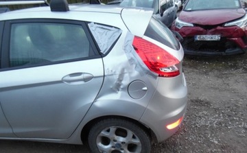 Ford Fiesta VII Hatchback 5d 1.4 Duratec 96KM 2012 Ford Fiesta 2012r, Salonowa, 1.4 Benzyna. Lekko uszkodzony lewy tyl. Jezdz, zdjęcie 21