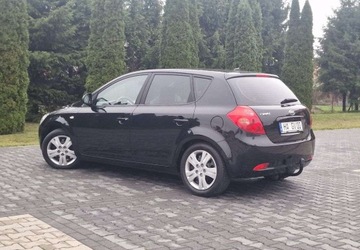 Kia Ceed I Hatchback 1.4 109KM 2008 Kia Ceed 1.4 Comfort, zdjęcie 11