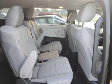 Toyota Sienna III 2025 Toyota Sienna 2025r., Le, 2.5L, od ubezpieczalni 2.5 Hybryda 192KM, zdjęcie 9