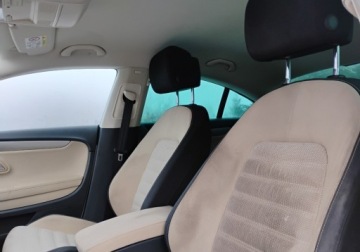 Volkswagen CC 2.0 TDI BlueMotion Technology 150KM 2016 Volkswagen CC 2016r, 2.0 TDI. Uszkodzony przod. 2.0 Diesel 150KM, zdjęcie 7