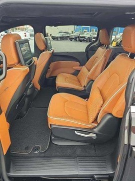 Chrysler Pacifica II 2024 Chrysler Pacifica Pinnacle 2024 3.6 Benzyna 287KM, zdjęcie 14