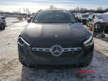 Mercedes GLA II 2021 Mercedes-Benz GLA 2021 r., 2,0L 250 4 MATIC 2.0 Benzyna 221KM, zdjęcie 1