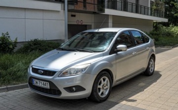 Ford Focus II Coupe-Cabriolet 1.6 Duratec 16V 100KM 2009 Ford Focus 1,6 Salon PL Lift 20092010 r. 1.6 Benzyna 100KM
