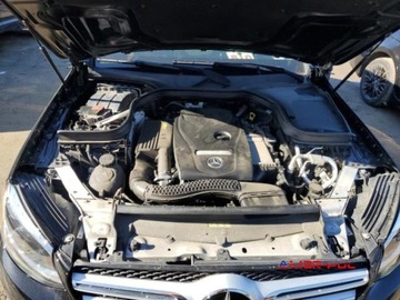 Mercedes GLC C253 2018 Mercedes-Benz GLC 2018 r., 2,0L 300 4 MATIC od ubezpieczalni 2.0 Benzyna, zdjęcie 10