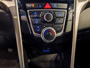 Hyundai i30 II Wagon 1.4 CVVT 100KM 2015 Hyundai i30 blue 1.4 YES Gold, zdjęcie 10