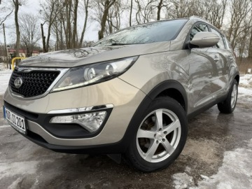 Kia Sportage III SUV Facelifting 1.6 GDI 135KM 2014 Kia Sportage III 1,6 GDI 136 KM Business LineSuper