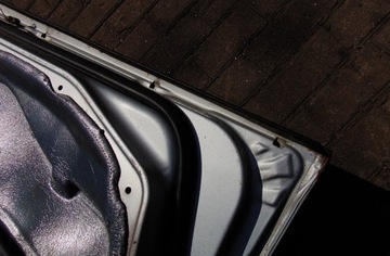 DVEŘE LEVÉ PŘEDNÍ MERCEDES C TŘÍDA W203 FACELIFT 744 EVROPA