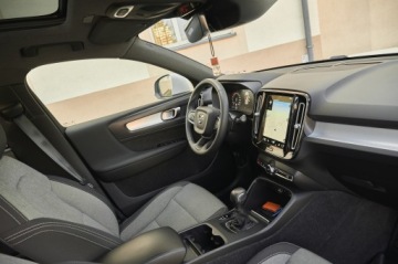 Volvo XC40 2022 PANORAMA __KAMERA__KEYLESS GO __GRZANE FOTELE I KIEROWNICA, zdjęcie 33