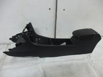 Подлокотник, тоннель VW Golf VII