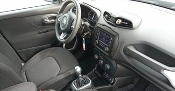 Jeep Renegade SUV Seria 7/8 1.0 GSE Turbo 120KM 2022 Jeep Renegade 29 tys przebiegu Polski salon Benzyna 120KM, zdjęcie 22