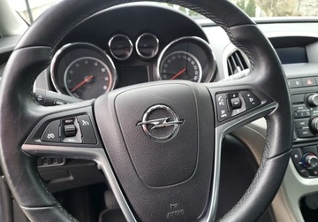 Opel Astra J Hatchback 5d 1.6 Twinport ECOTEC 115KM 2011 Opel Astra Opel Astra 1.6 115PS Dobre wyposazenie Kola Lato Zima 1.6, zdjęcie 26