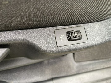 Peugeot 5008 I Minivan Facelifting 2.0 BlueHDi 150KM 2016 Peugeot 5008 2.0 BlueHDI 7-osobowy Navi Klimatroni, zdjęcie 11