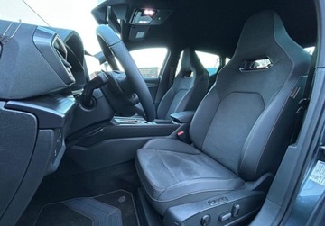 Cupra Leon II 2025 Cupra Leon Pakiety, SENNHEISER, ACC, Kamera, GPS, Kubelki, Indukcyjna lad, zdjęcie 7