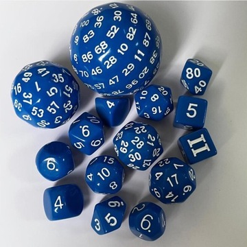 Набор из 15 многогранных кубиков в мешочке. Акриловые кубики для синего стола.