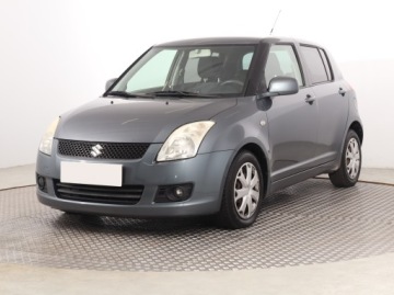 Suzuki Swift IV 2009 Suzuki Swift 1.3, 4X4, Klima, Klimatronic, zdjęcie 1