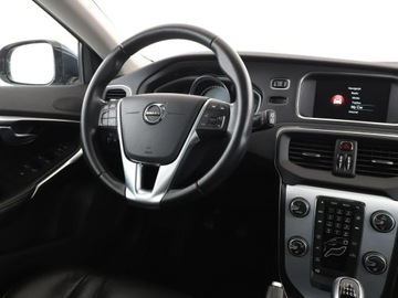 Volvo 2016 Volvo V40 Cross Country CrossCountry Ocean Race, zdjęcie 15