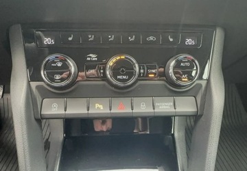 Skoda Karoq Crossover Facelifting 1.5 TSI ACT 150KM 2023 Skoda Karoq 1.5 TSI ACT 6 bieg. manual Style 1.5 Benzyna 150KM, zdjęcie 21