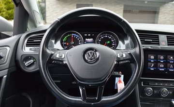 Volkswagen Golf VII e-Golf Facelifting Electro 136KM 2018 Volkswagen Golf 136 KM FULL LED Nawigacja Serwisowany Zarejestrowany 136KM, zdjęcie 30