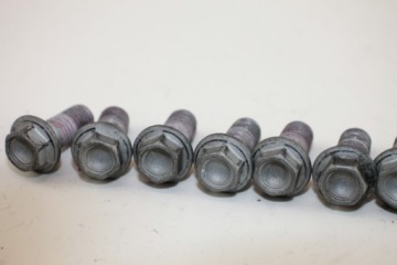 APRILIA DORSODURO 900 17- БОЛТЫ КРЕПЛЕНИЯ ПЕРЕДНЕГО ТОРМОЗНОГО ДИСКА