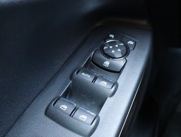 Ford Ecosport II SUV Facelifting 1.0 EcoBoost 125KM 2018 Ford Ecosport 1.0 EcoBoost, Salon Polska, zdjęcie 15