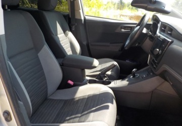 Toyota Auris II 2016 Toyota Auris Okazja 1.8 Hybryda 100KM, zdjęcie 14