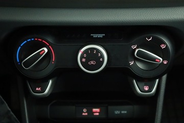 Kia Picanto III Hatchback 5d 1.0 MPI 67KM 2017 Kia Picanto 1.0 MPI, Salon Polska, Klima, zdjęcie 10