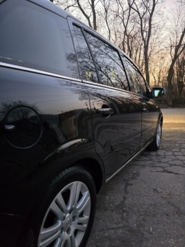 Opel Zafira B 1.8 ECOTEC 140KM 2010 Opel Zafira 7-os, Xenon, KlimaTronik, Navi, PDC,, zdjęcie 17