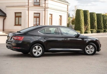 Skoda Superb III Liftback 1.6 TDI 120KM 2016 Skoda Superb 1.6TDI 120KM Ledy Navi Camera DSG Po Serwisie Bez Wkladu, zdjęcie 13