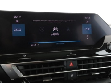 Citroen C4 III SUV 1.2 PureTech 130KM 2020 Citroen C4 1.2 Benzyna Shine Nawigacja Tempomat, zdjęcie 25