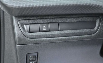 Peugeot 2008 I SUV 1.2 VTi 82KM 2013 Peugeot 2008 Benzyna Klimatyzacja 1.2 Benzyna 82KM, zdjęcie 19