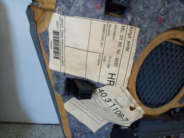 ОБИВКА БОКОВАЯ ЛЕВАЯ ПРАВАЯ ЗАДНЯЯ КОМПЛЕКТ 8N Audi TT I (1998-2006)