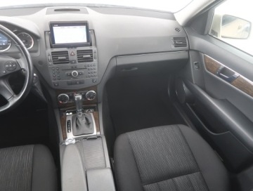 Mercedes Klasa C W204 Kombi T204 2.2 220CDI BlueEfficiency 170KM 2009 Mercedes C C 220 CDI, 167 KM, Automat, Navi, zdjęcie 7