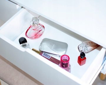 TOALETKA z lustrem LED kosmetyczna skandynawska