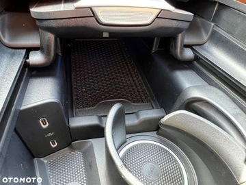 Mercedes Klasa E W214 2025 Mercedes-Benz Klasa E Mercedes-Benz Klasa E 220 d 4-Matic AMG 2.0 Diesel, zdjęcie 31