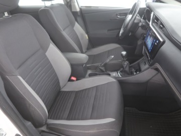 Toyota Auris II Touring Sports Facelifting 1.6 Valvematic 132KM 2016 Toyota Auris 1.6 Valvematic, Salon Polska, zdjęcie 8