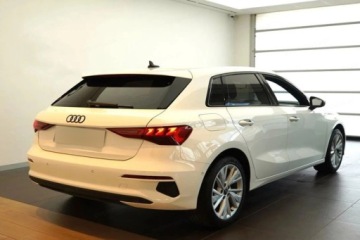 Audi A3 8Y Sportback 1.5 35 TFSI 150KM 2023 AUDI A3 35 TFSI Sportback Hatchback 1.5 150KM 2023, zdjęcie 3