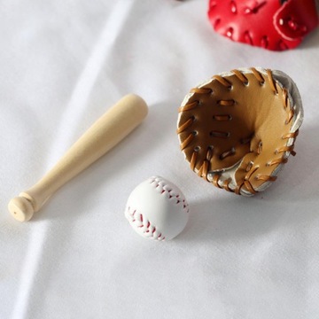 Miniaturowy zestaw baseballowy z symulacją