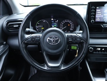 Toyota Yaris III Hatchback 5d Facelifting 2017 1.5 Hybrid 100KM 2020 Toyota Yaris 1.5 Hybrid, Salon Polska, zdjęcie 19