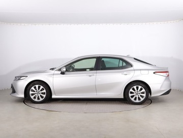 Toyota Camry IX Sedan 2.5 Hybrid Dynamic Force 218KM 2019 Toyota Camry 2.5 Hybrid, Salon Polska, zdjęcie 2
