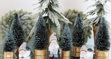 Мини-елочка на пеньке со светодиодной подсветкой, 20 см.