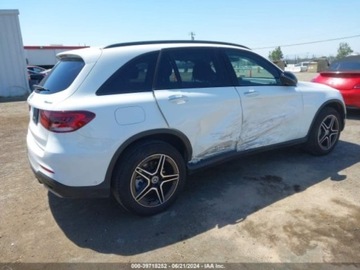 Mercedes GLC C254/X254 2022 Mercedes-Benz GLC 2022r, 4Matic, 2.0L 2.0 Benzyna 255KM, zdjęcie 6