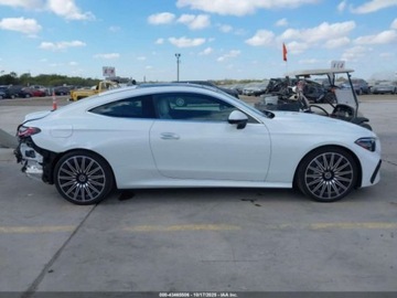 Mercedes CLE 2024 Mercedes-Benz CLE 300 4Matic 2024 2.0l 2.0 Benzyna 255KM, zdjęcie 8