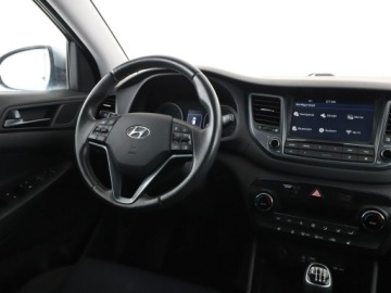 Hyundai Tucson III SUV 1.6 GDI 132KM 2017 Hyundai Tucson klima auto navi grzane fotele, zdjęcie 15