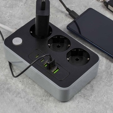 Przedłużacz Listwa zasilająca 3 metry 3 gniazda 5x ładowarka USB USB-C