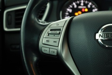 Nissan Qashqai II Crossover 1.2 DIG-T 115KM 2014 Nissan Qashqai 1.2 DIG-T, Salon Polska, zdjęcie 11